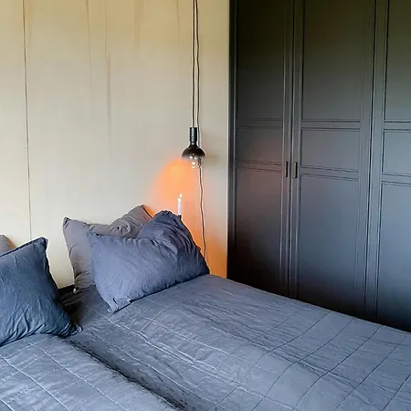 Architect On Bomlo Coastline Hébergement de vacances *